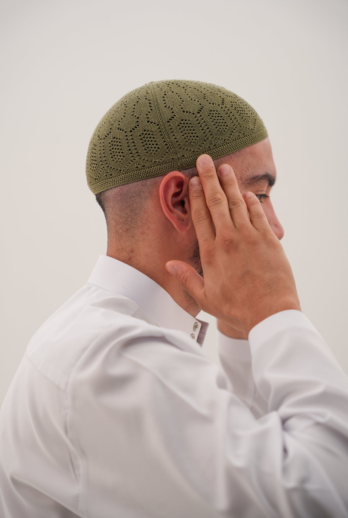 PRAYER HAT - OLIVE GREEN