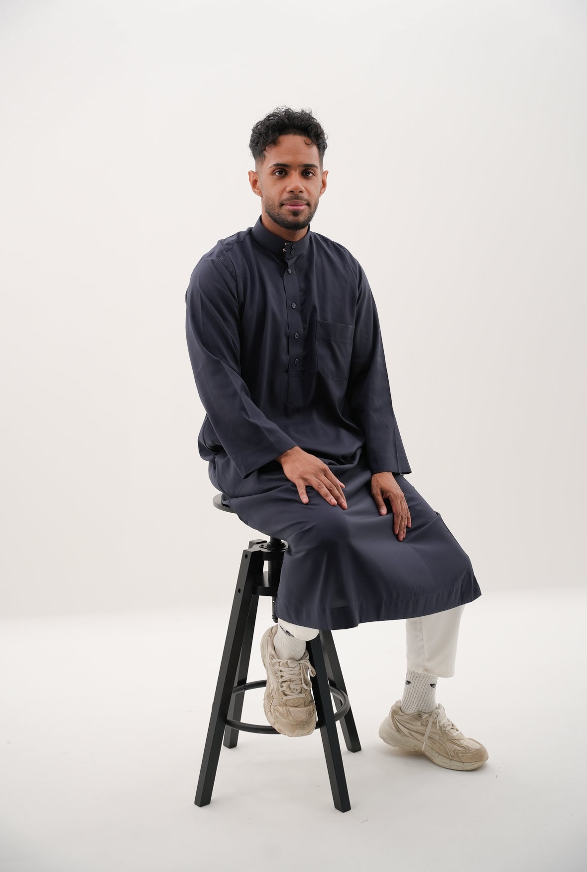 SAUDI QAMIS - DUNKELBLAU